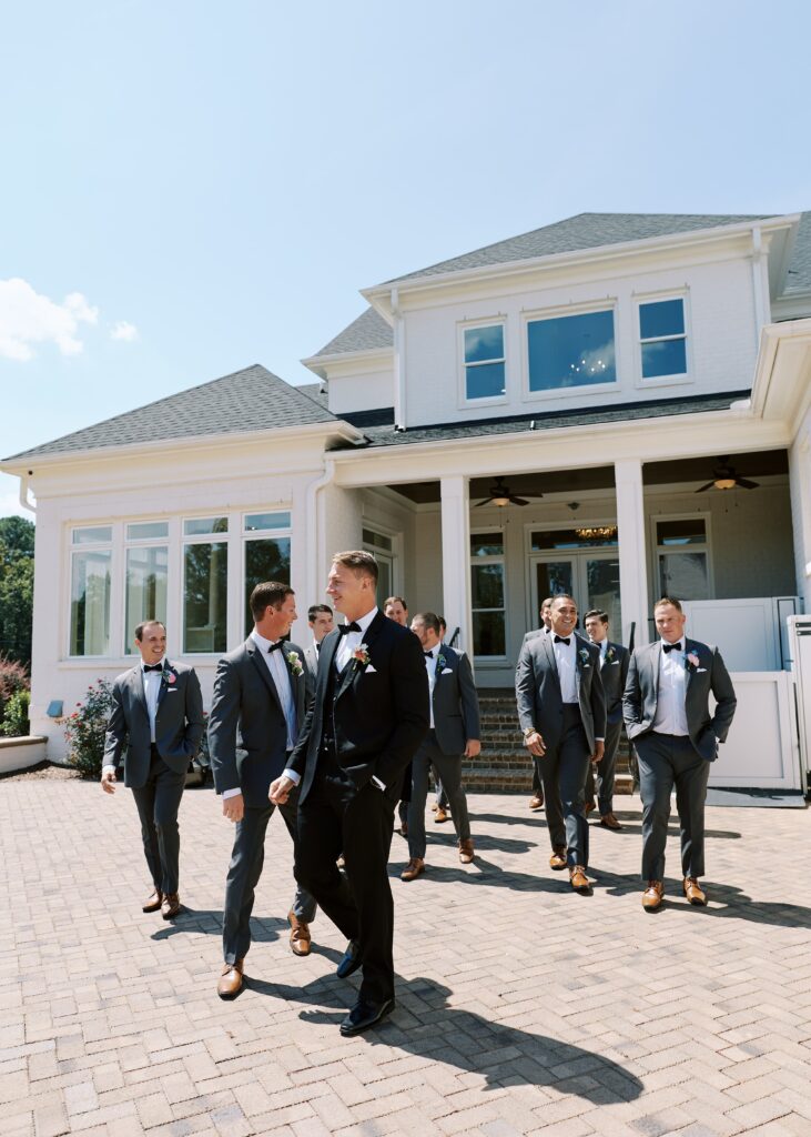 Groosmen Tux