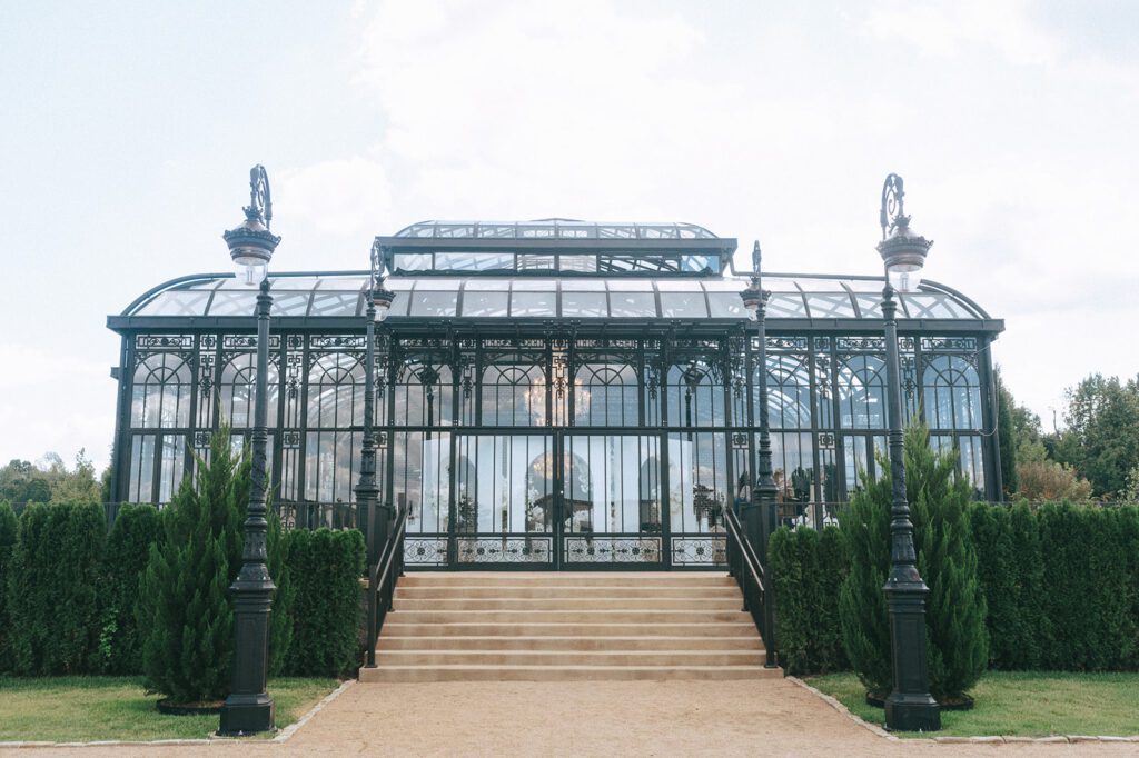 Greenhouse wedding venue in Georgia