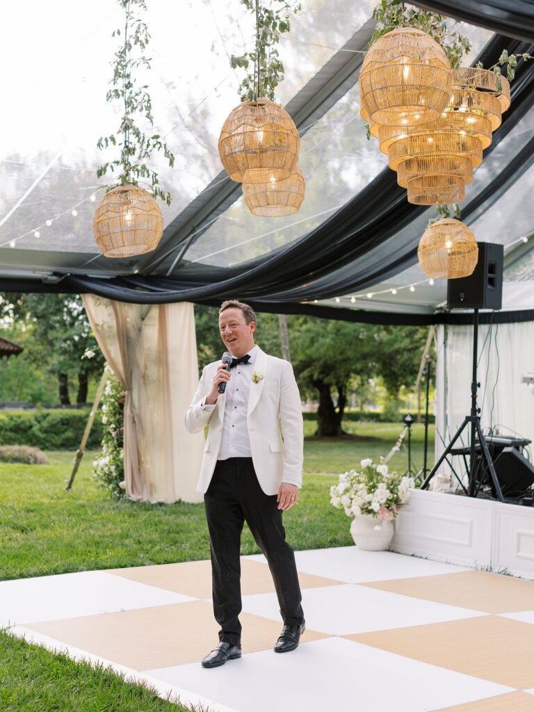 groom gives a toast